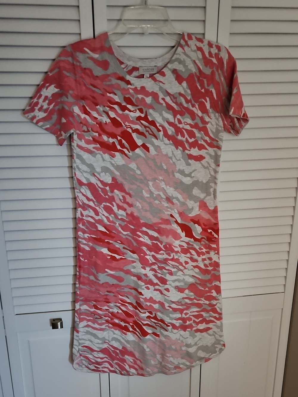 KINROSS CASHMERE SURF CAMO T-SHIRT STYLE DRESS SZ XS